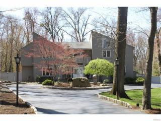1 Piper Ct, Blauvelt, NY 10913-1020