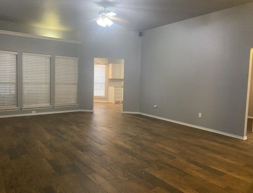 150 Hunters Cir, Weatherford, TX 76088-3333