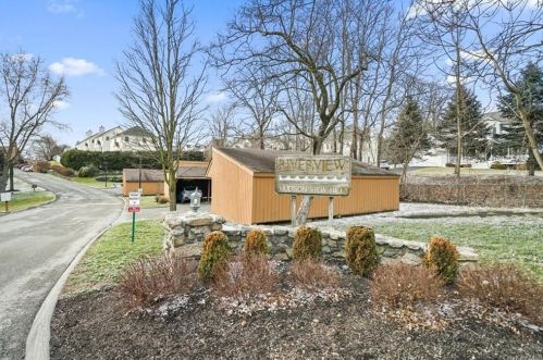 57 Hudson View Hl, Crotonville NY  10562-3329 exterior