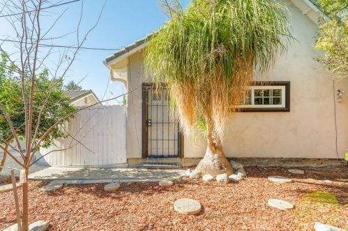14639 Albers St, Van Nuys CA 91411-3713 exterior