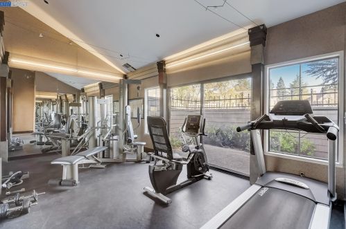 184 Copper Ridge Rd, San Ramon CA  94582-4575 exterior