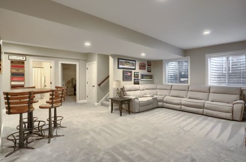 1655 Blackburn Heights Dr, Sewickley PA  15143-8627 exterior