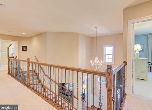 20500 Stone Fox Ct, Leesburg VA 20175-7223 exterior