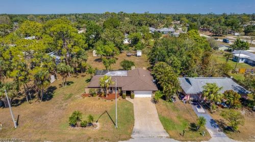 605 Leeland Heights Blvd, Lehigh Acres FL  33936-6721 exterior