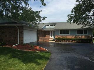 6524 Antoinette Ln, Maumee, OH 43537-1207