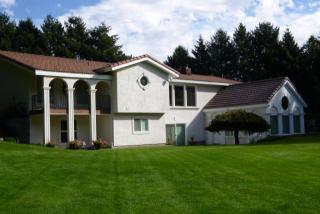 9020 Sunset Trl, Pasco, WA 99301-1675