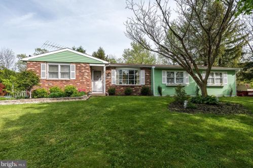 1503 Ivywood Way, Lansdale, PA 19446-4841