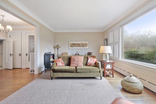 2007 Franklin Ave, Minneapolis MN 55414-3616 exterior