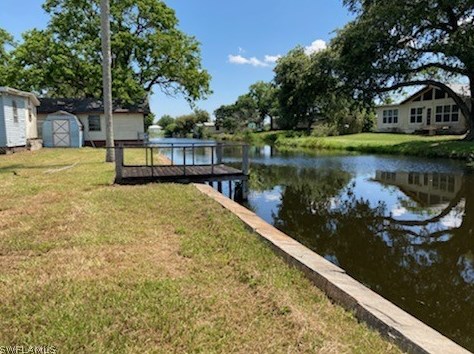 1094 Gulf St, Moore Haven, FL 33471-5810