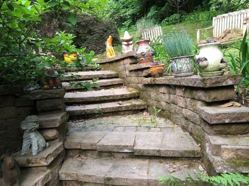 13 Stebbins Rd, Monson MA  01057-9407 exterior