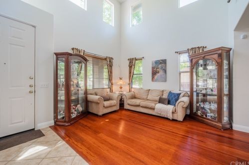 556 Ashford Ct, Beaumont, CA 92223-7062
