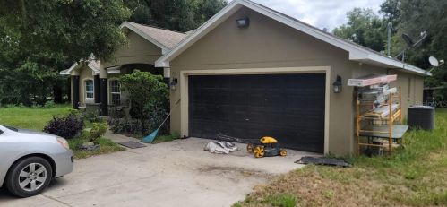 215 Malauka Loop, Ocklawaha, FL 32179-6425