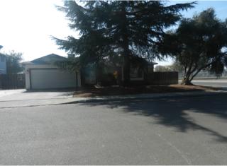 571 Tamarack Ln, Lemoore, CA 93245-2060