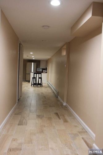 132 Hillcrest Pl, North Bergen NJ  07047-6102 exterior
