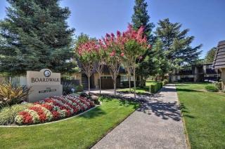 1000 Zeering Rd, Turlock CA  95382-7243 exterior