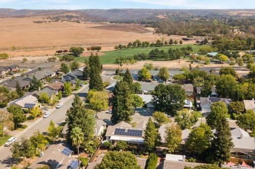 24 Noyo Ct, Chico CA  95973-7668 exterior