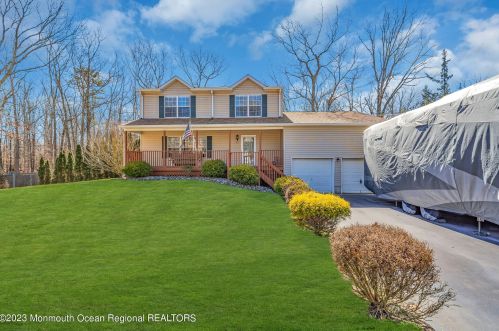 57 Thompson Bridge Rd, Jackson Twp NJ  08527-4623 exterior