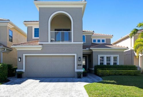 1661 Serrano Cir, Naples, FL 34105-4948