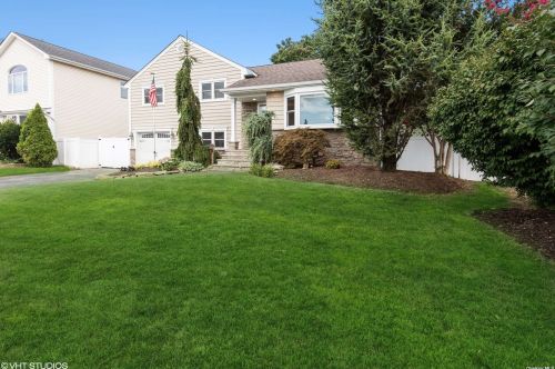 3681 Richard Ln, North Wantagh, NY 11793-1434