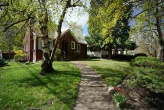 403 24th Ave, Spokane, WA 99203-2405