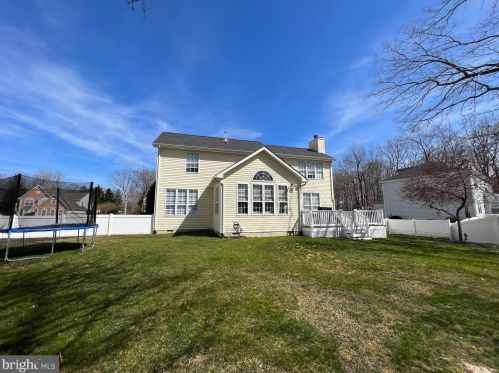 230 Pebble Vly Dr, Dover DE 19904-9469 exterior