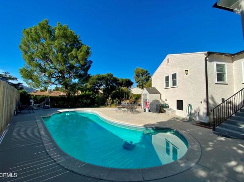 2834 Los Olivos Ln, Glendale CA 91214-2829 exterior