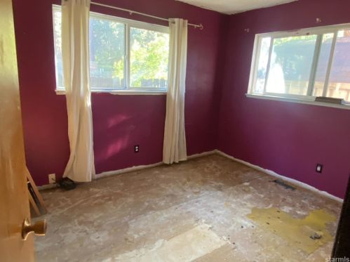 2337 Oregon Ave, South Lake Tahoe CA  96150-7118 exterior