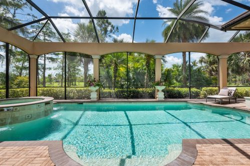 3828 Mahogany Bend Dr, Naples FL  34114-6425 exterior