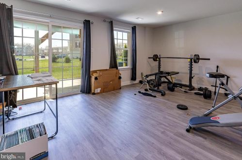 119 Nathan Dr, Riverton NJ  08077 exterior