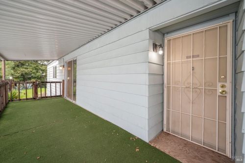 14 Bel Air Cir, Fairfield CA  94533-2811 exterior