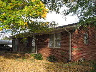 127 Mccormick Rd, Livingston, TN 38570-6176
