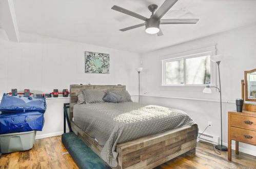 1554 Route 12, Gales Ferry CT  06335-1838 exterior