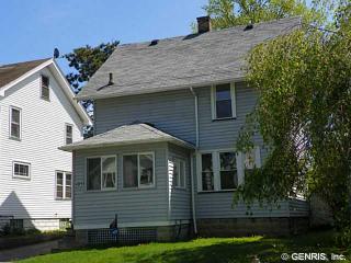 105 Rosalind St, Rochester, NY 14619-2123