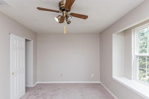 3313 Stone Bridge Dr, Lewisville TX  75028-2667 exterior