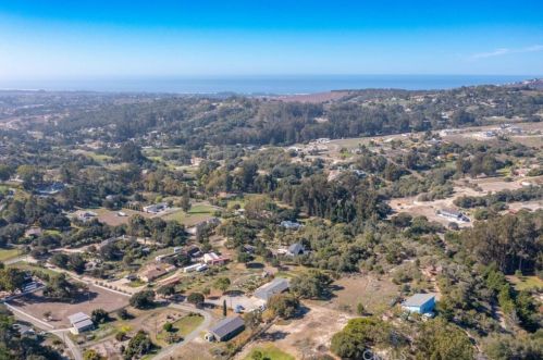 189 Moore Ln, Pismo Beach, CA 93420-5006