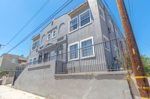 1114 Magnolia Ave, Long Beach, CA 90813-2914