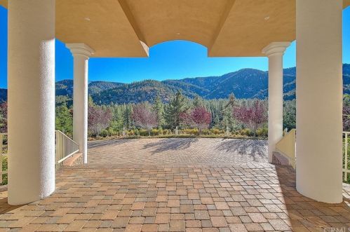 668 State Highway 2, Wrightwood, CA