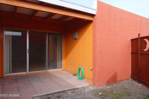 2131 Margaret Ave, Tucson AZ 85716-2722 exterior