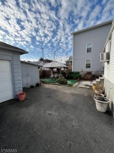 398 Sussex St, Paterson NJ  07503-1913 exterior