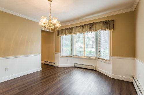 292 Parkside Ave, Miller Place NY  11764-3521 exterior