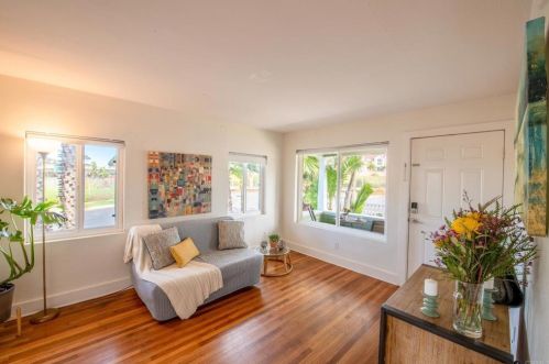 621 Horne St, Oceanside CA  92054-2418 exterior