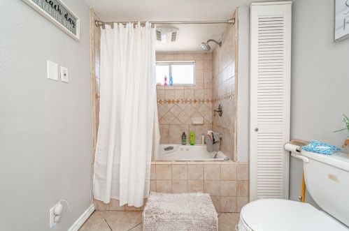 6442 Raymond Ave, Long Beach CA  90804-4632 exterior