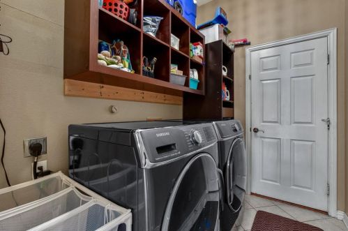 2808 Pasadena Pl, Lewisville TX  75022-5150 exterior