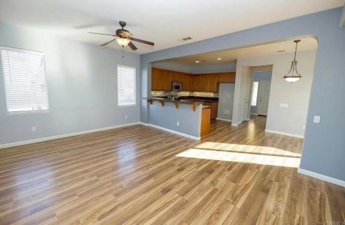 4237 Ivory Ln, Turlock CA  95382-7430 exterior