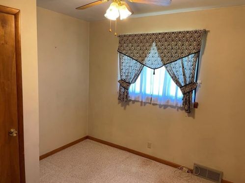 6671 Old Route 422, New Castle PA  16101-8053 exterior