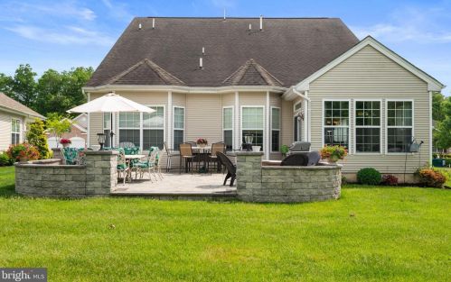 23 Brighton Pl, Swedesboro NJ  08085-5060 exterior