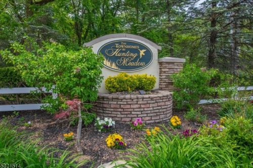 45 Windsor Dr, Lincoln Park NJ  07035-1700 exterior