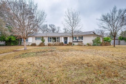 4625 Hildring Dr, Fort Worth, TX 76109-5413