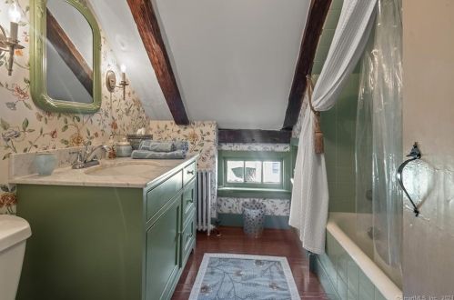 39 Cedar Ln, Ridgefield CT  06877-5301 exterior