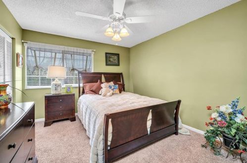 1333 175th Way, Hollywood FL  33029-4824 exterior